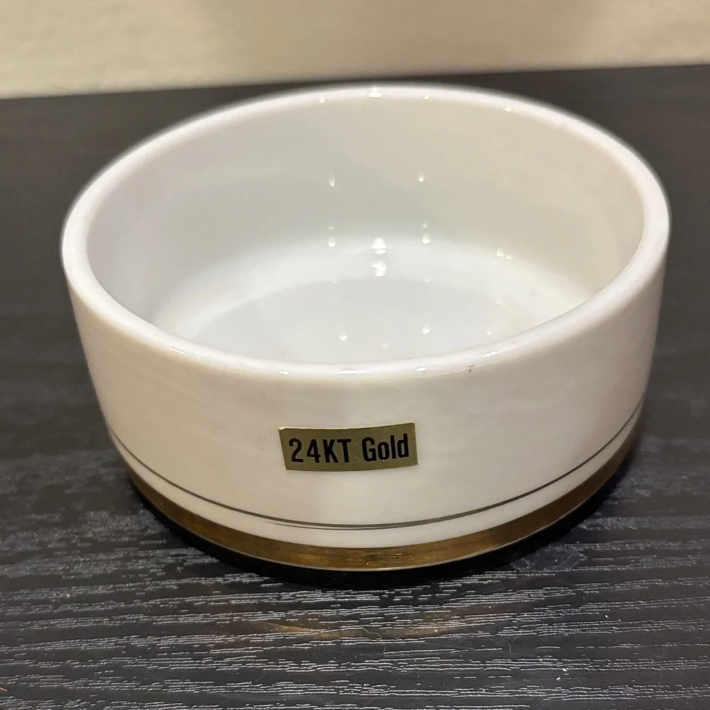 24KT Gold Trim Chokin trinket bowl